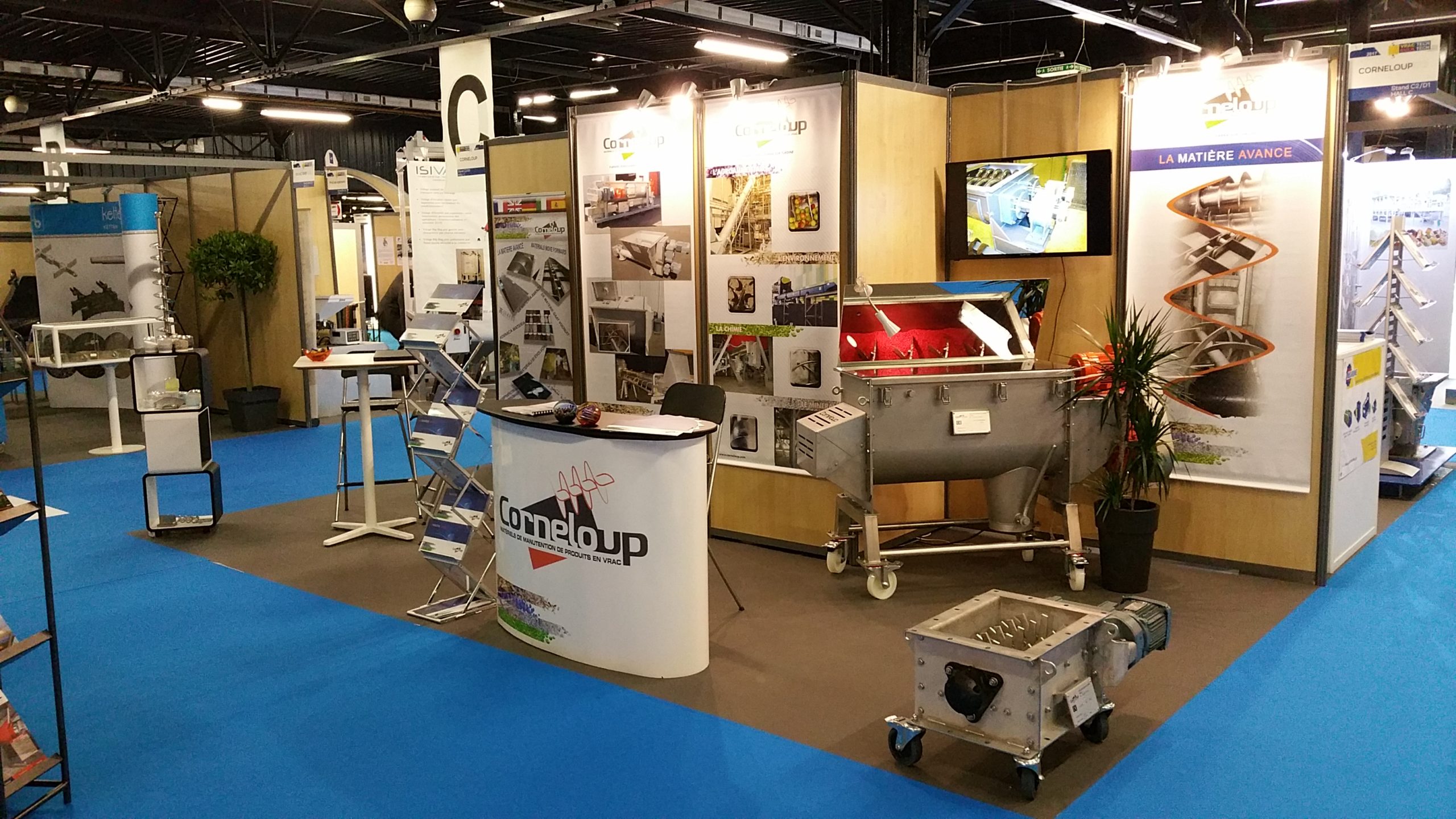 Stand corneloup vractech